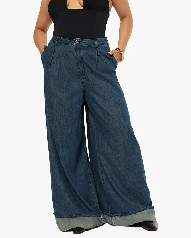 Pleated Wide Leg Jean